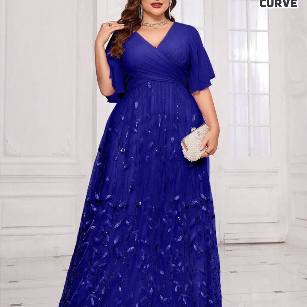 Elegant Royal Blue Evening Gown